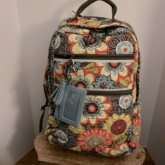 Vera Bradley Handbags - Vera Bradley extra large backpack with laptop keeper in multicolor floral